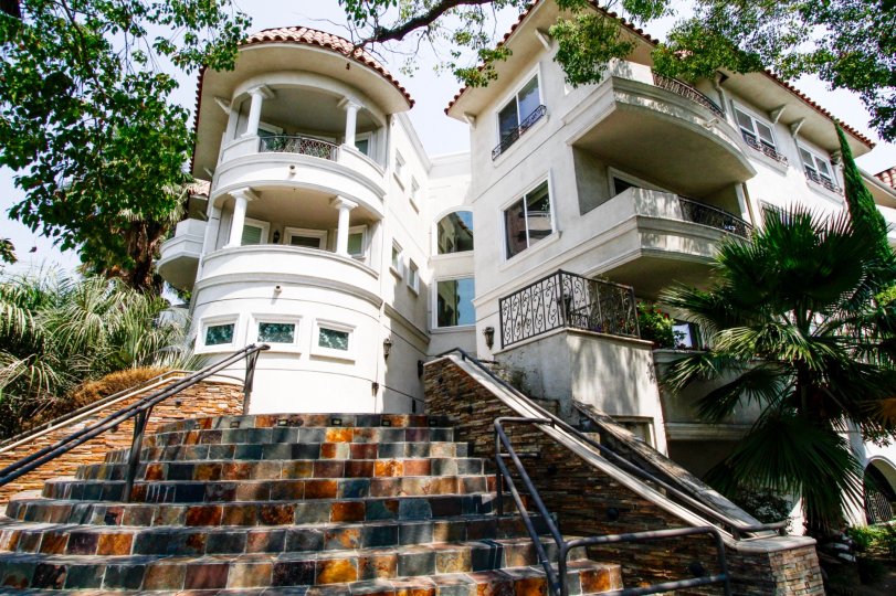 Villa Magnolia Burbank CA